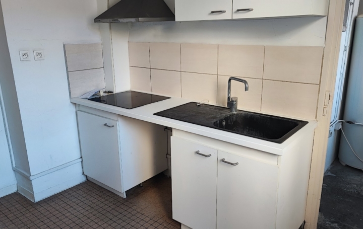 3 Pièces NIMES (30000)  70 m2 128 000 € 