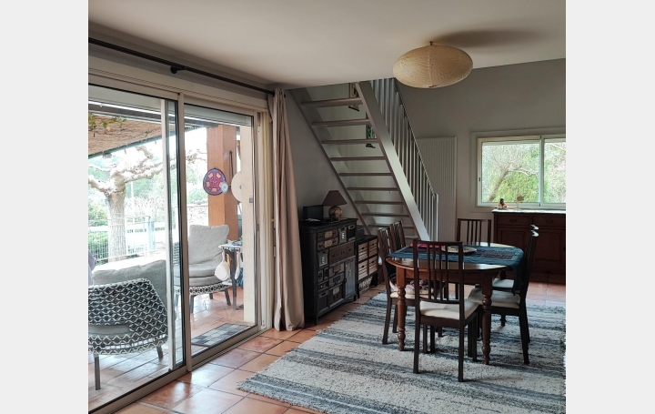 Villa NIMES (30000)  183 m2 530 000 € 