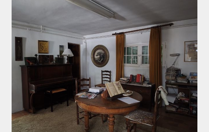 Villa LANGLADE (30980)  160 m2 350 000 € 