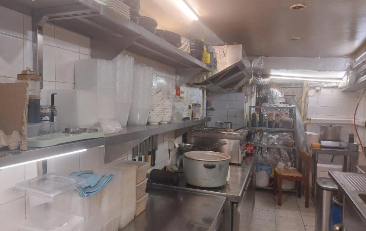 Local commercial NICE (06000)   168 000 € 