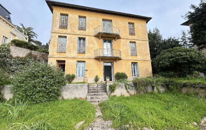 8 Pièces NICE (06300)  185 m2 1 060 000 € 