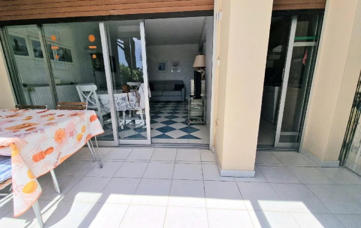 Loft CANNES (06400)  44 m2 398 000 € 