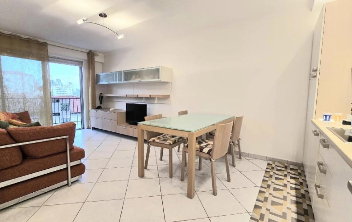 3 Pièces NICE (06000)  51 m2 320 000 € 