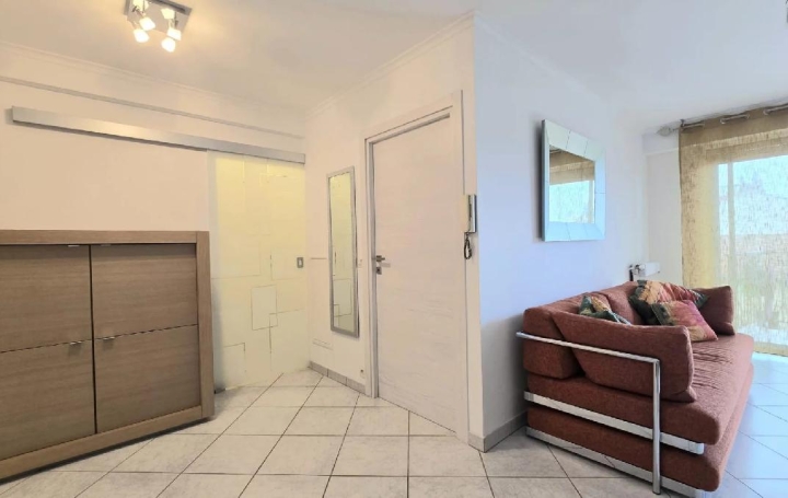 3 Pièces NICE (06000)  51 m2 320 000 € 