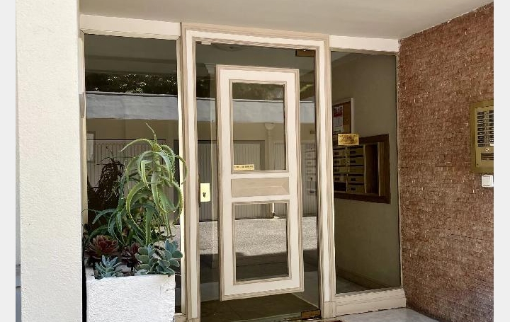 3 Pièces NICE (06000)  80 m2 399 000 € 