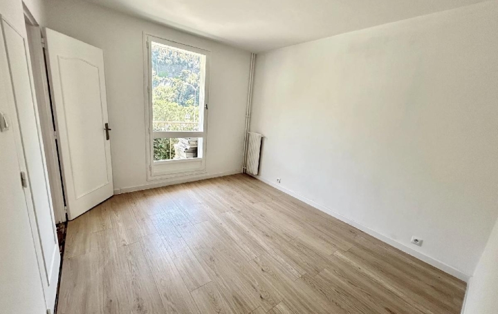 4 Pièces NICE (06300)  84 m2 179 000 € 