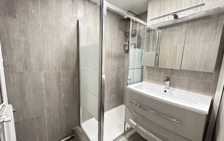 4 Pièces NICE (06300)  84 m2 179 000 € 