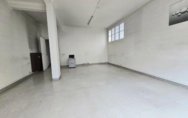 Local commercial NICE (06000)  35 m2 122 500 € 