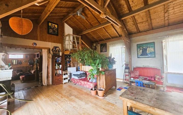 Immeuble GORBIO (06500)  275 m2 928 000 € 