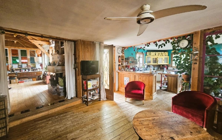 Immeuble GORBIO (06500)  275 m2 928 000 € 