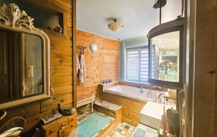 Immeuble GORBIO (06500)  275 m2 928 000 € 