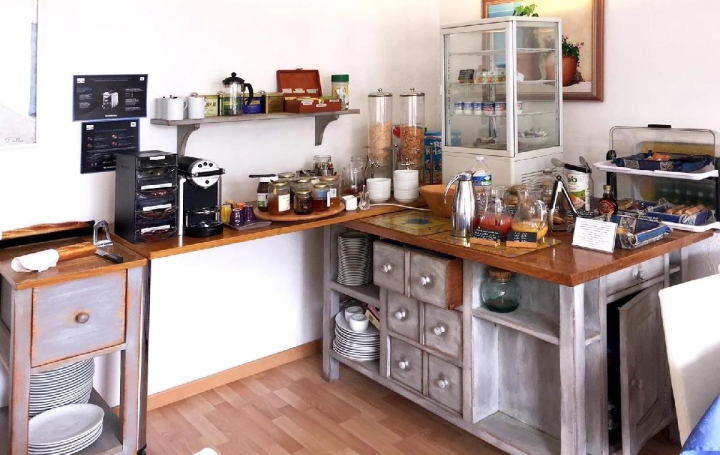 Local commercial VENCE (06140)   1 295 000 € 