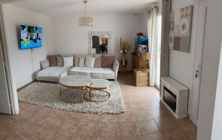 Réseau Immo-diffusion : Appartement P3  CHATEAUNEUF-LES-MARTIGUES  60 m2 950 € 