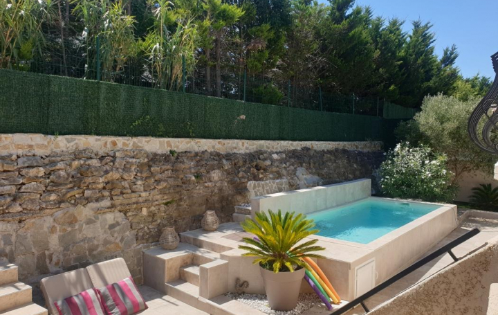 Réseau Immo-diffusion : Villa  LE ROVE  140 m2 560 000 € 