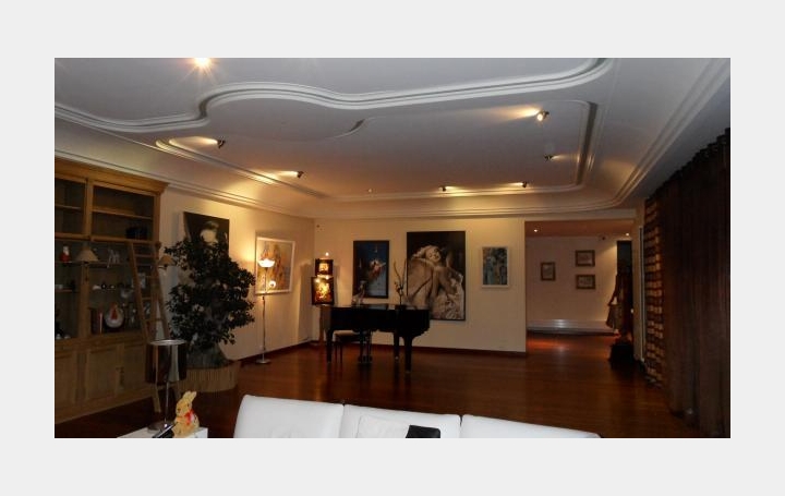 Réseau Immo-diffusion : Propriété  PLOEMEUR  520 m2 1 740 000 € 