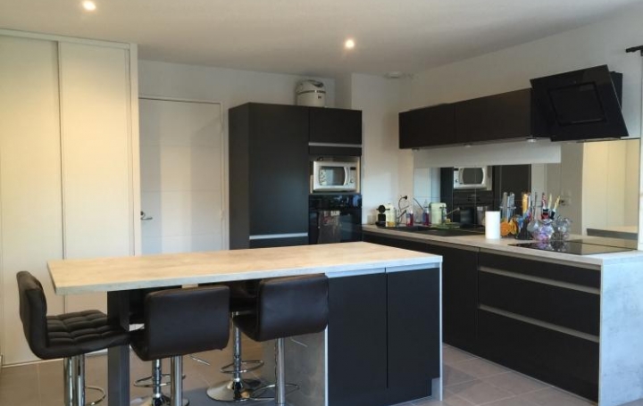 Réseau Immo-diffusion : Appartement P3  TRETS  62 m2 241 000 € 