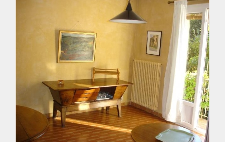 Réseau Immo-diffusion : Appartement P2  PUYRICARD  40 m2 780 € 