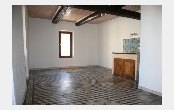 Réseau Immo-diffusion : Studio  PERTUIS  27 m2 320 € 