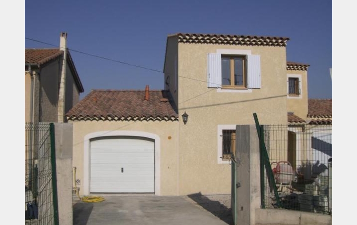 Réseau Immo-diffusion : Maison  VENELLES  156 m2 1 500 € 