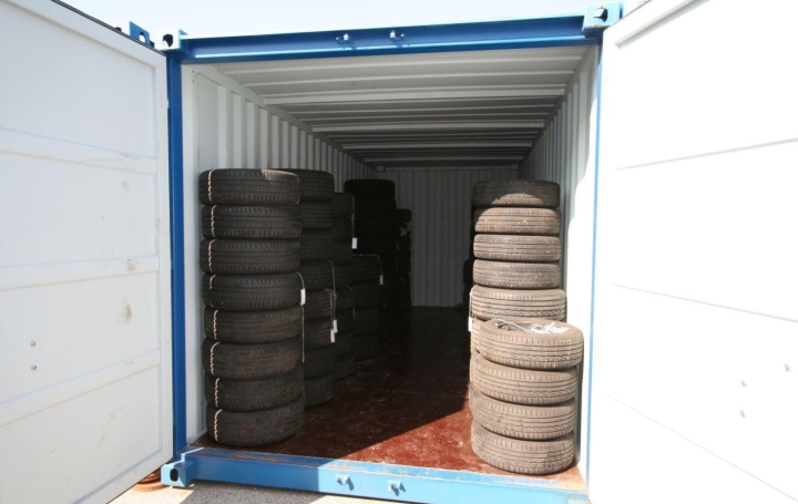 Autre PEYROLLES-EN-PROVENCE (13860)  5 m2 3 900 € 