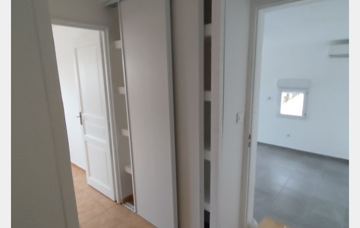 3 Pièces MEYRARGUES (13650)  55 m2 190 000 € 