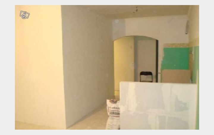 Réseau Immo-diffusion : Maison de village  LA TOUR-D'AIGUES  150 m2 226 000 € 