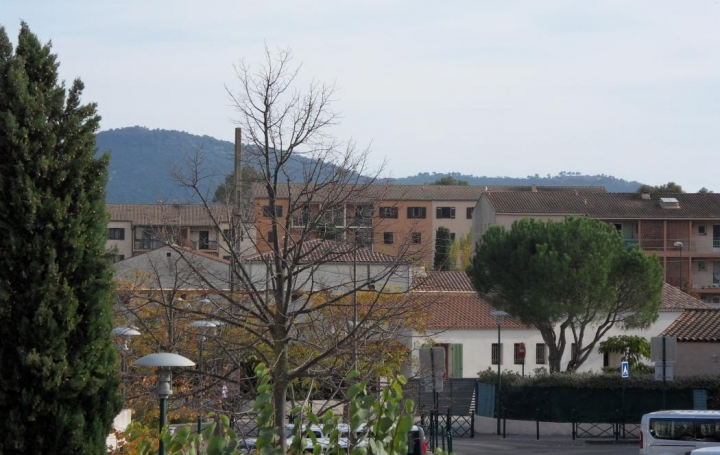 Réseau Immo-diffusion : Appartement P3  LA GARDE  60 m2 145 000 € 