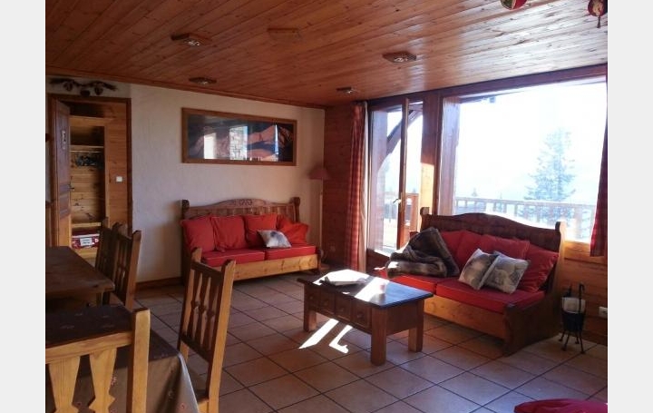 Réseau Immo-diffusion : Appartement P6  MONTVALEZAN  93 m2 600 € 