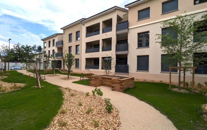 Appartement BOURGOIN-JALLIEU (38300) 83 m<sup>2</sup> 287 140 € 