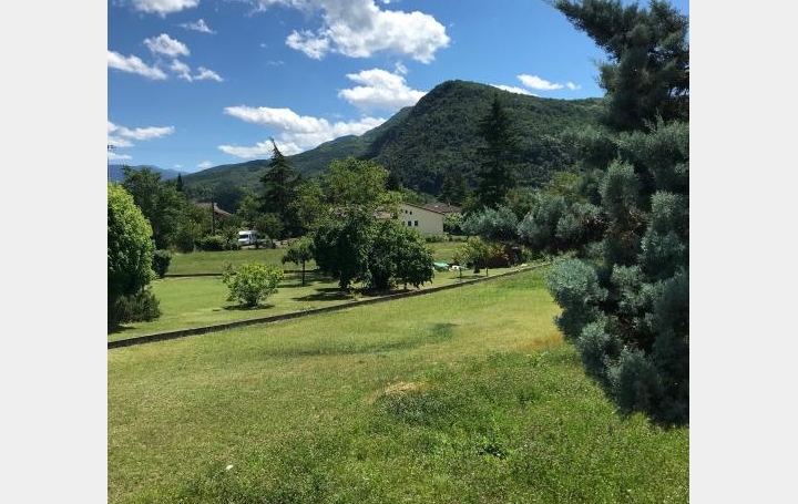 Réseau Immo-diffusion : Terrain  SAINT-HILAIRE-DU-ROSIER   85 050 € 