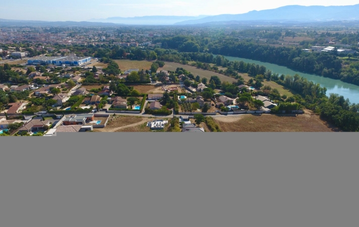 Terrain ROMANS-SUR-ISERE (26100)   95 000 € 
