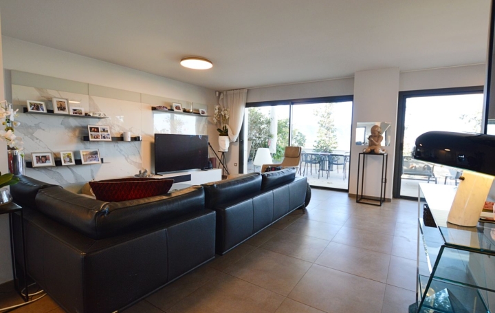 Réseau Immo-diffusion : Appartement P6  VALENCE  145 m2 835 000 € 
