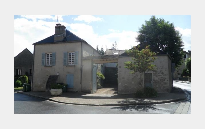 Réseau Immo-diffusion : Propriété  AULNAY-SUR-MAULDRE  190 m2 668 000 € 