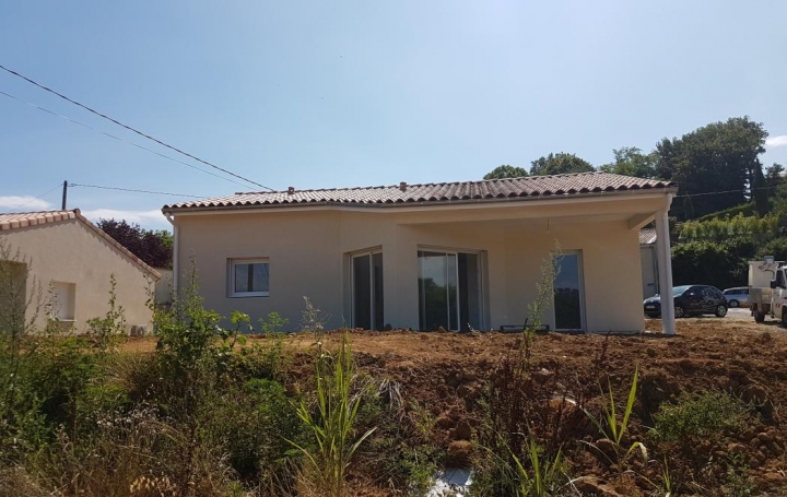 Réseau Immo-diffusion : Maison  MONTOISON  90 m2 910 € 