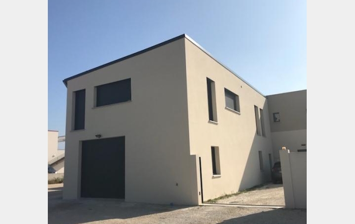 Réseau Immo-diffusion : Local commercial  BEAUMONT-LES-VALENCE  49 m2 580 € 