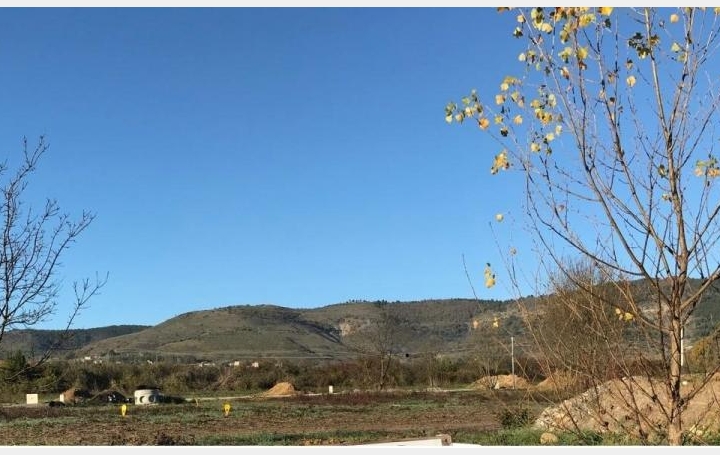 Réseau Immo-diffusion : Terrain  ALBA-LA-ROMAINE   64 900 € 