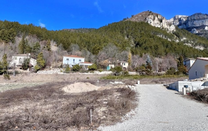 Réseau Immo-diffusion : Terrain  CHATILLON-EN-DIOIS   81 300 € 