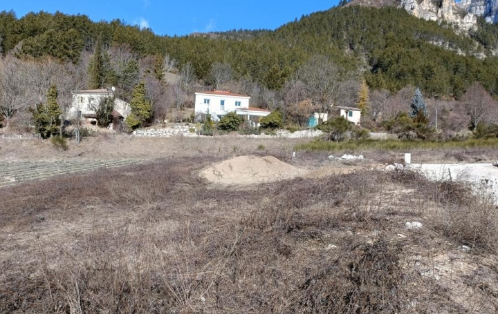Réseau Immo-diffusion : Terrain  CHATILLON-EN-DIOIS   70 000 € 