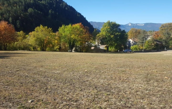 Réseau Immo-diffusion : Terrain  CHATILLON-EN-DIOIS   72 660 € 