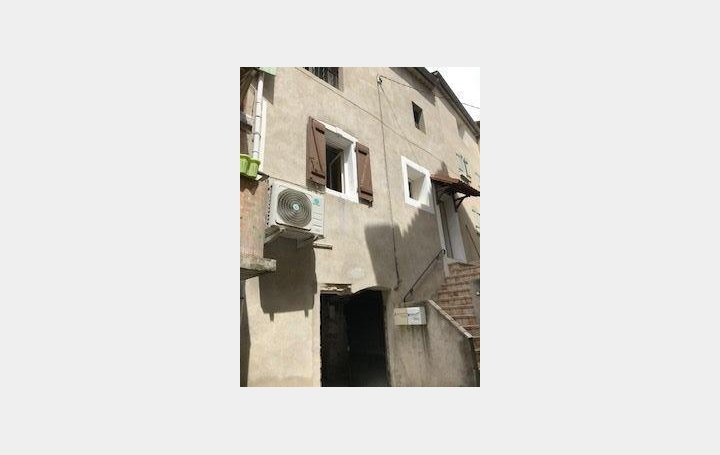 Réseau Immo-diffusion : Maison de village  SAINT-VICTOR-DE-MALCAP  106 m2 680 € 