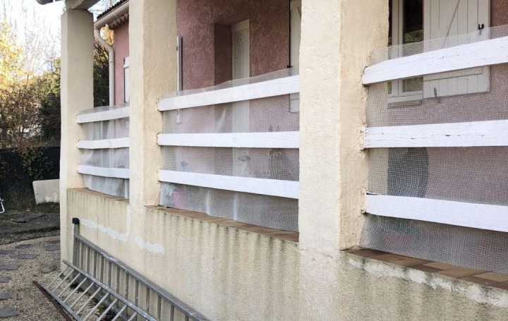 Maison / Villa SAINT-BRES (30500) 100 m<sup>2</sup> 860 € 