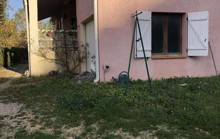 Maison SAINT-BRES (30500)  100 m2 860 € 