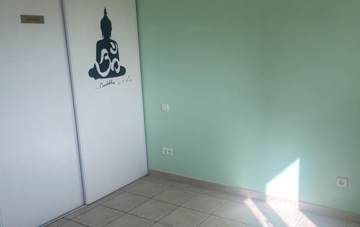 Villa BESSEGES (30160)  147 m2 1 100 € 