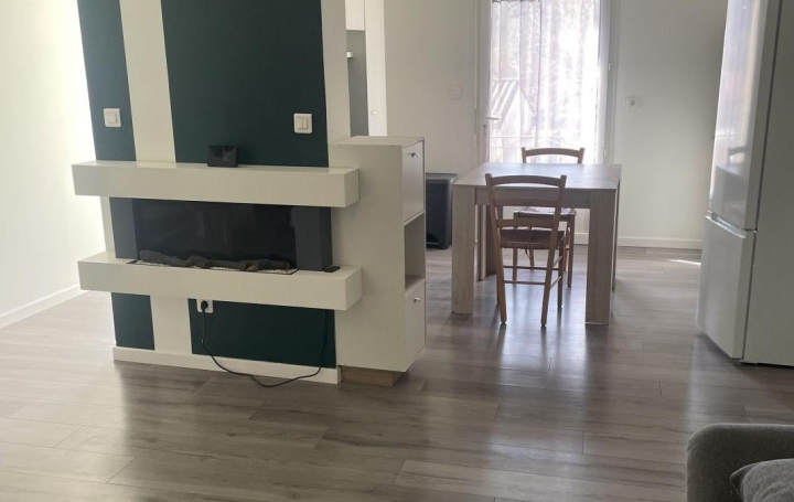 Studio SAINT-FLORENT-SUR-AUZONNET (30960)  57 m2 560 € 