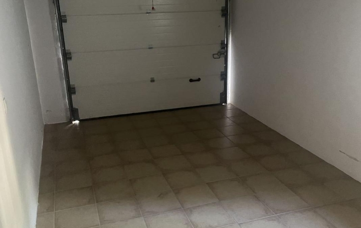 Maison LES MAGES (30960)  105 m2 880 € 