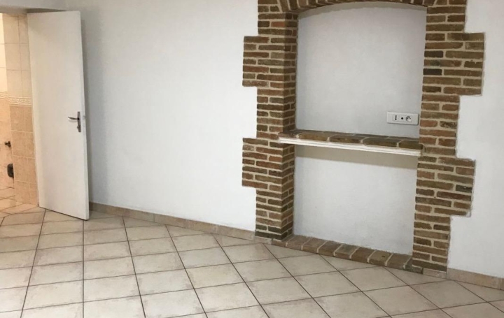 2 Pièces BESSEGES (30160)  35 m2 370 € 