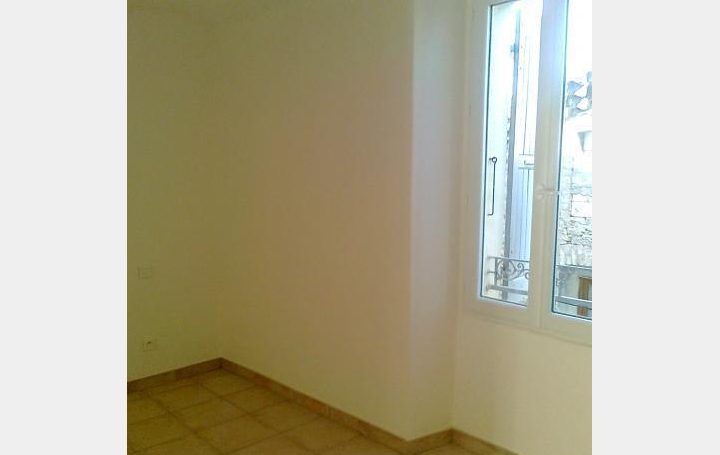 2 Pièces BESSEGES (30160)  35 m2 370 € 