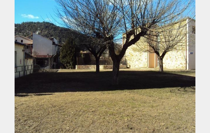 Immeuble MOLIERES-SUR-CEZE (30410)  335 m2 149 000 € 