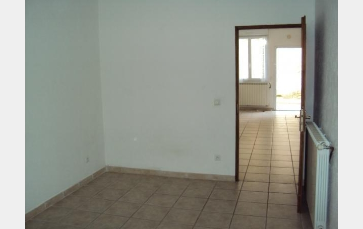 Immeuble MOLIERES-SUR-CEZE (30410)  335 m2 149 000 € 