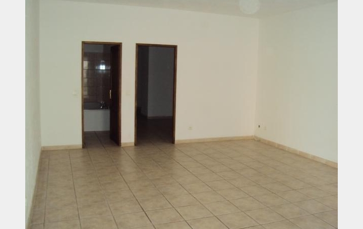 Immeuble MOLIERES-SUR-CEZE (30410)  335 m2 149 000 € 